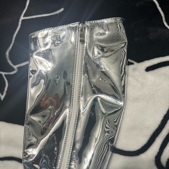 Silver tall boots - Picture 3 of 5